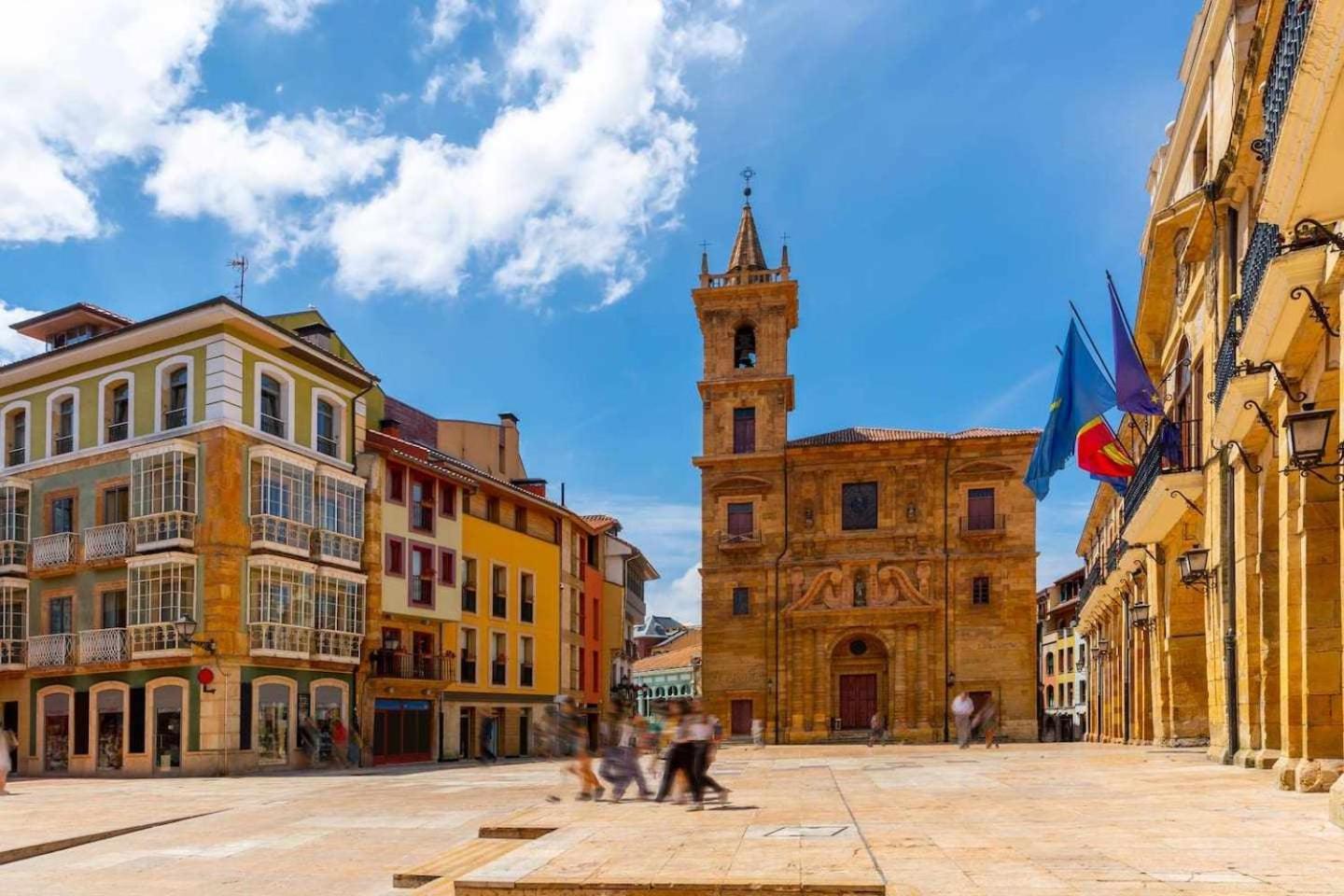 El Mirador De Uria Lejlighed Oviedo Eksteriør billede